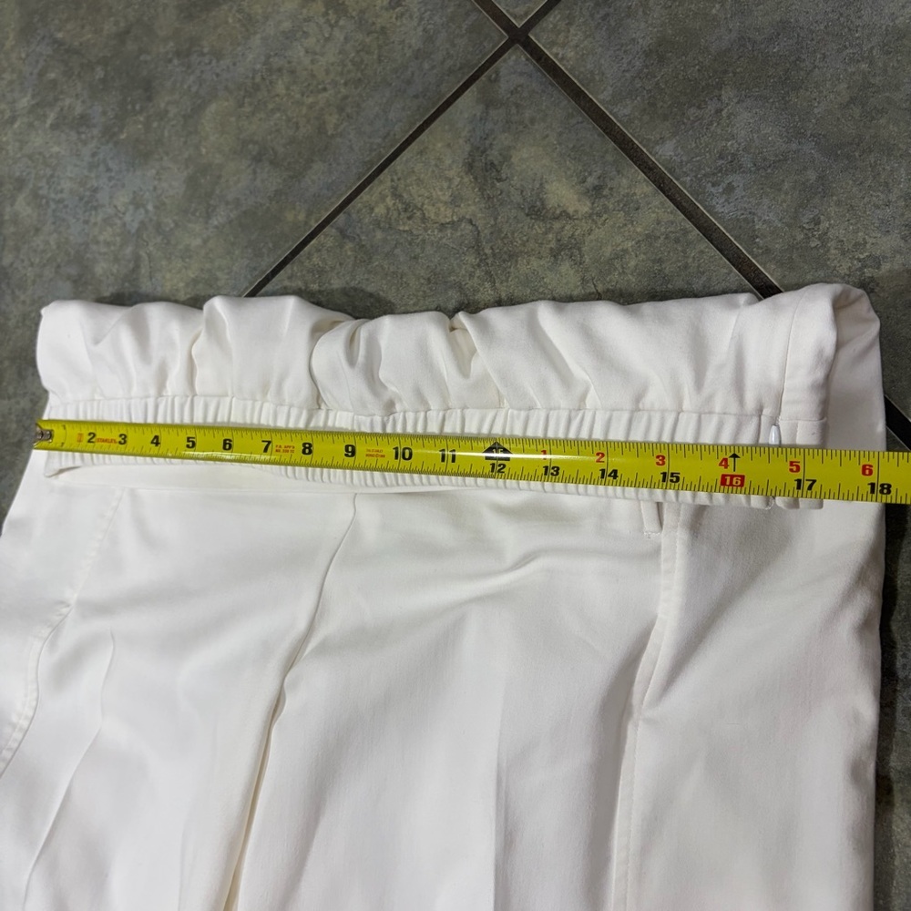 Lisa Bayne White Cropped Wide Leg Side Zip Pants Sz L Quiet Luxury Coastal - Picture 11 of 14